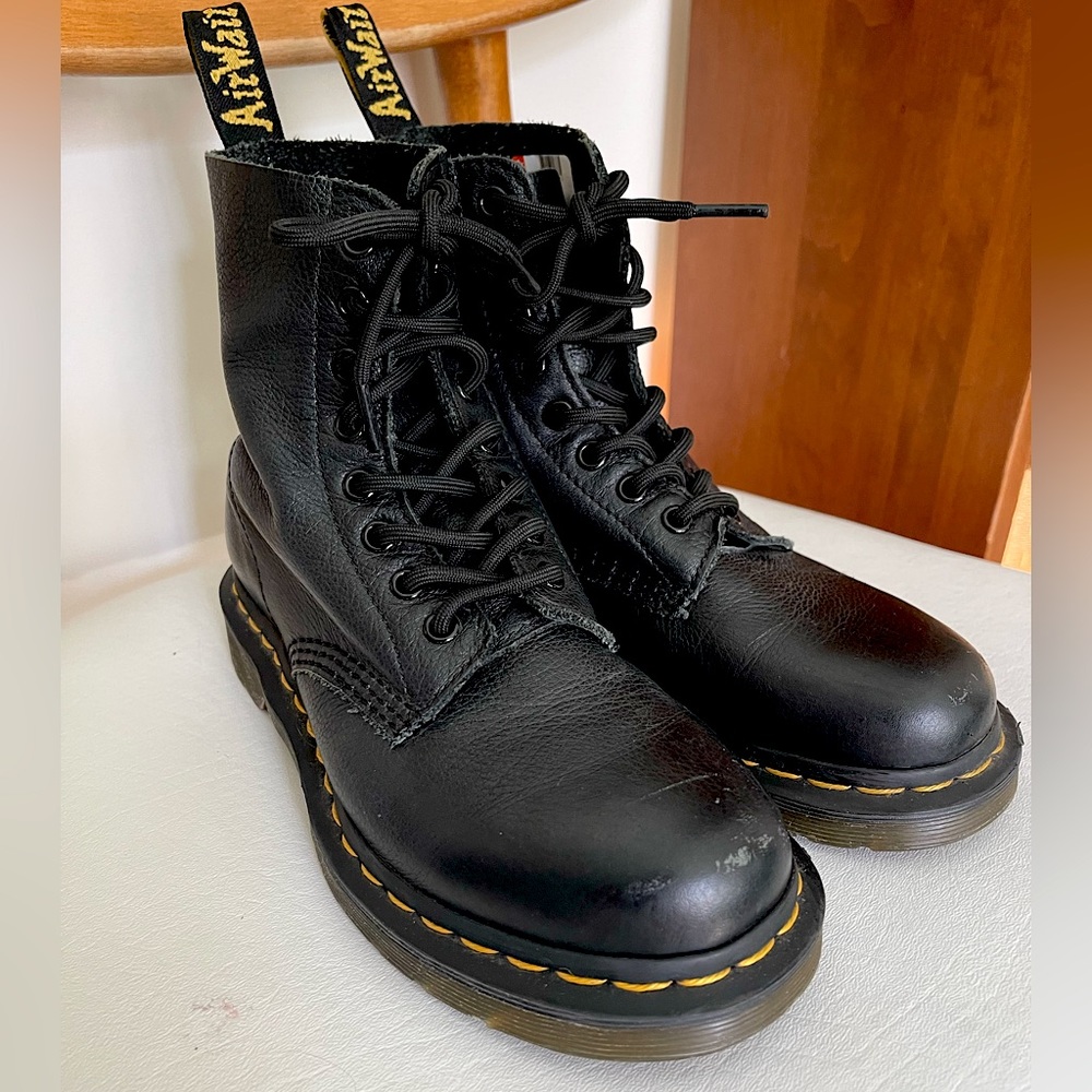 Doc Martins size 6
